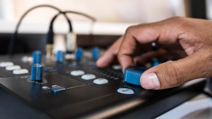 Amplification and Effects